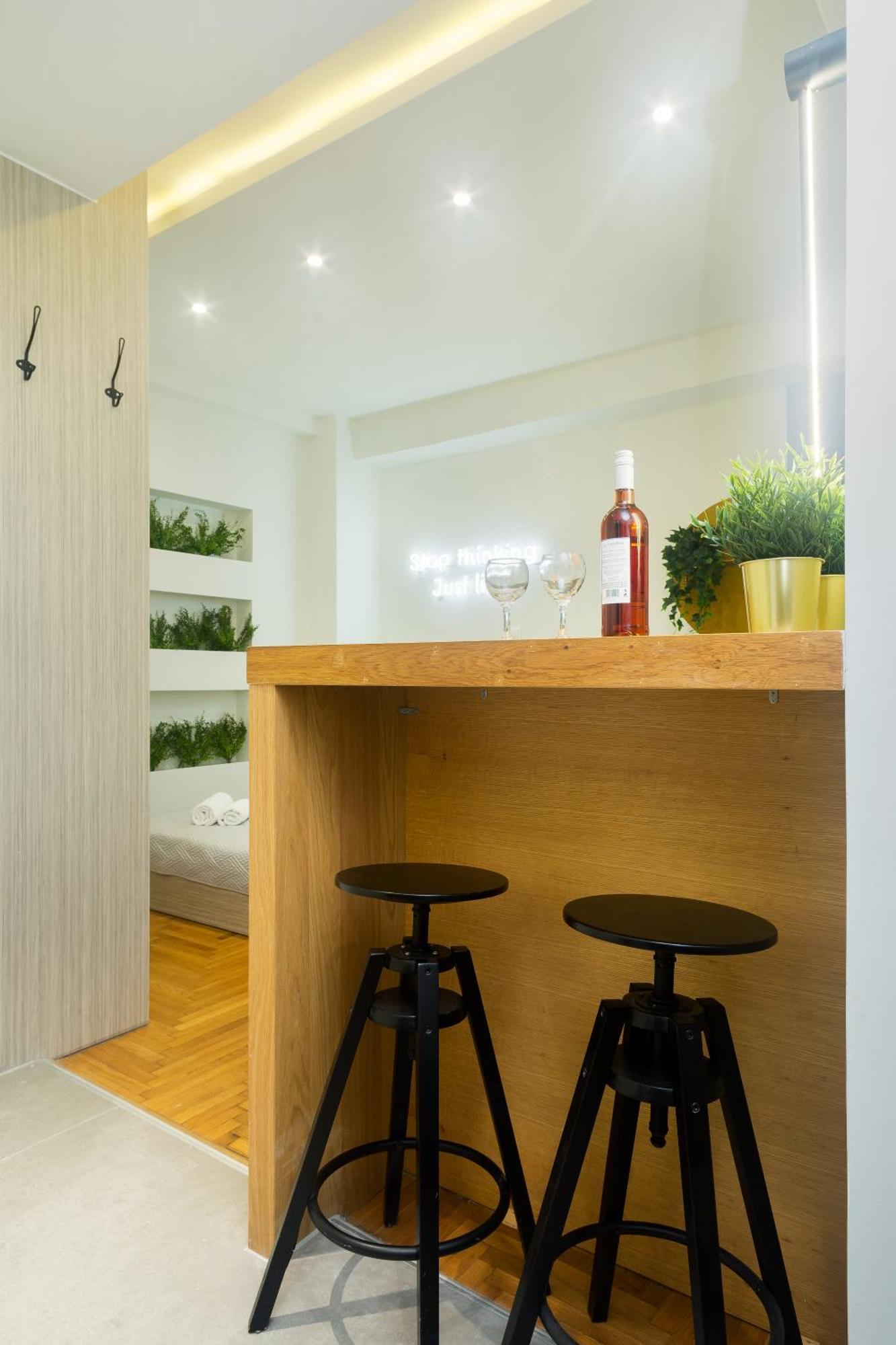 Kukaki Estate 1 Apartment เอเธนส์ ภายนอก รูปภาพ